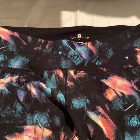 Tuff Athletics Leggings Art Splatter Design - Picture 2 of 6